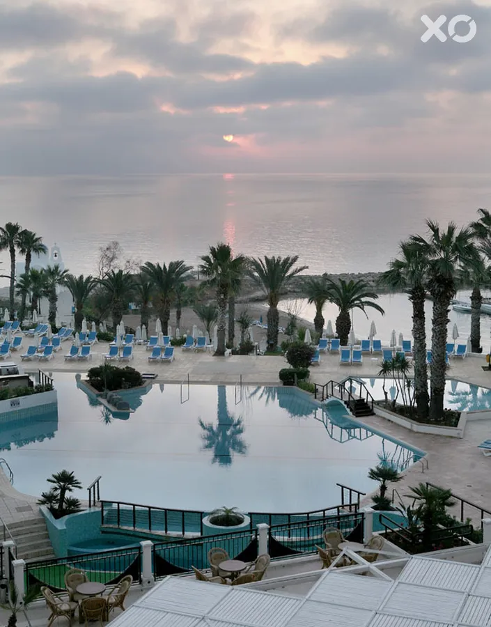 Golden Coast Hotel