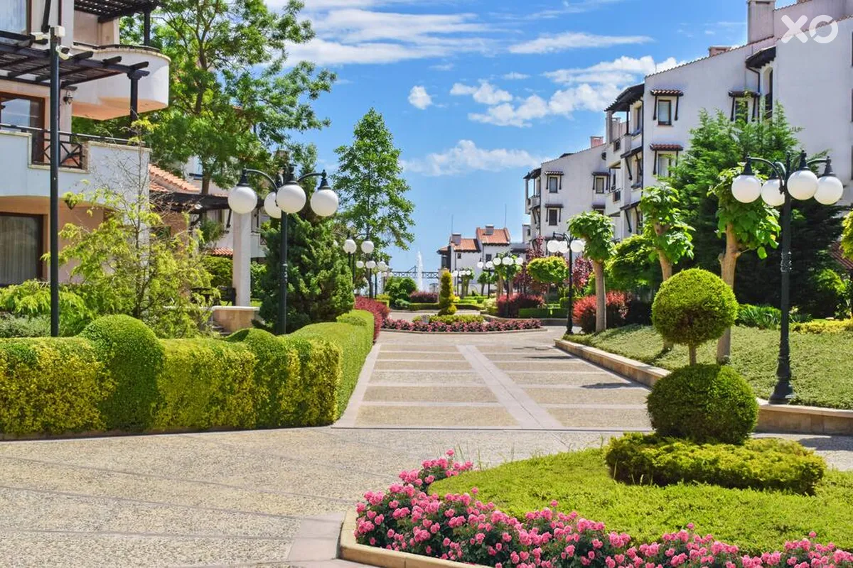 Oasis Park Hotel