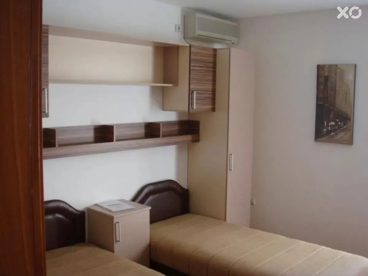 Azzuro Apartments