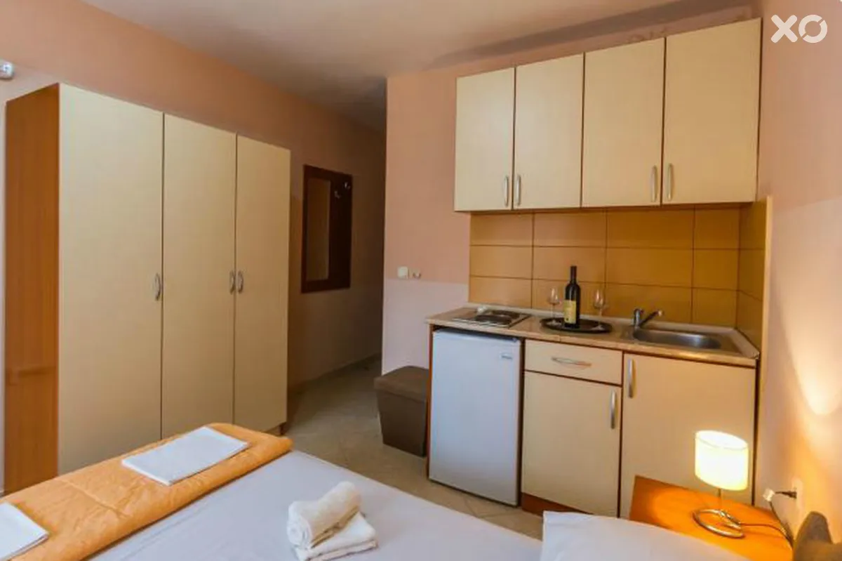Lara Apartments