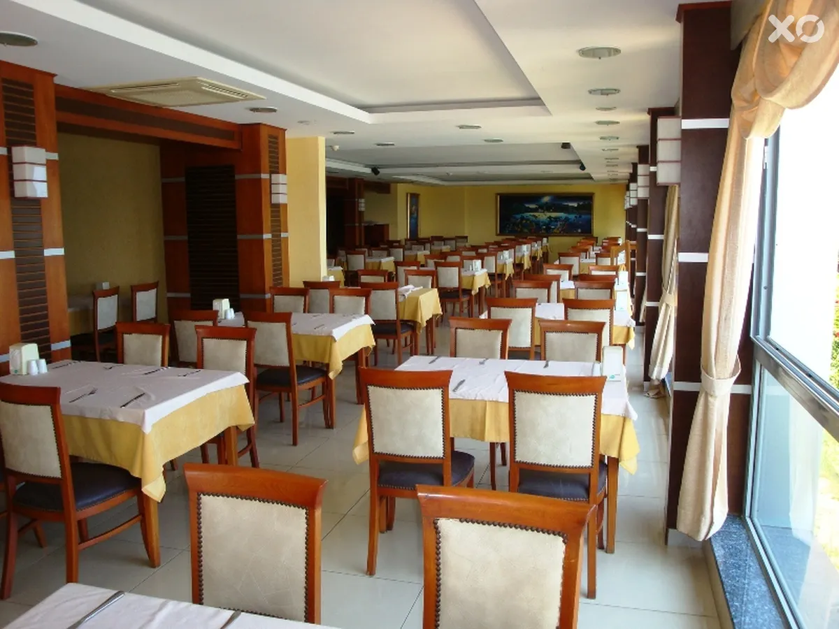 Lara Hotel