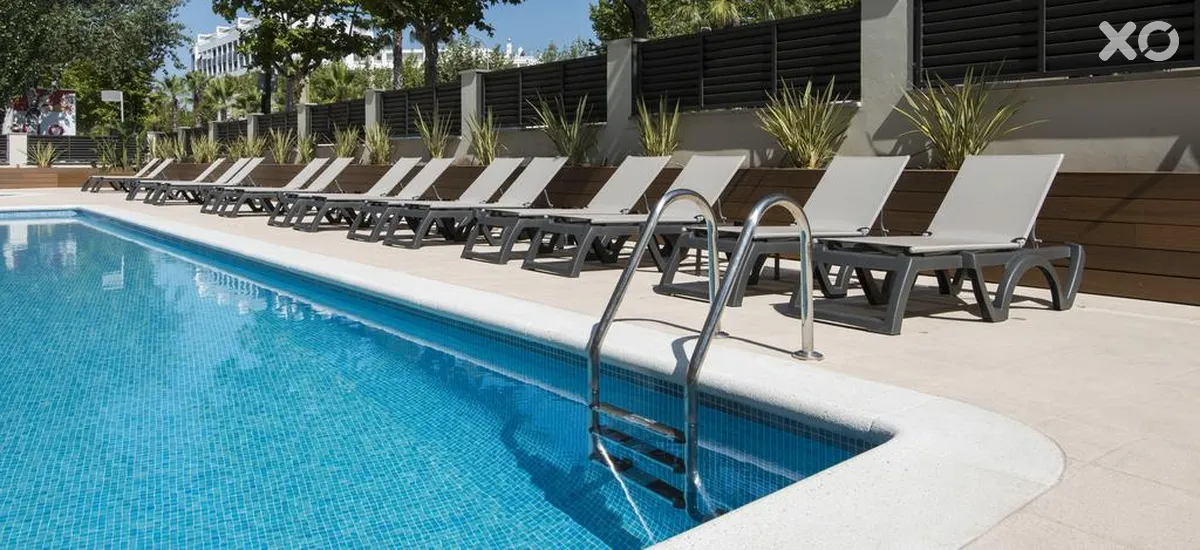 California Apartmentos