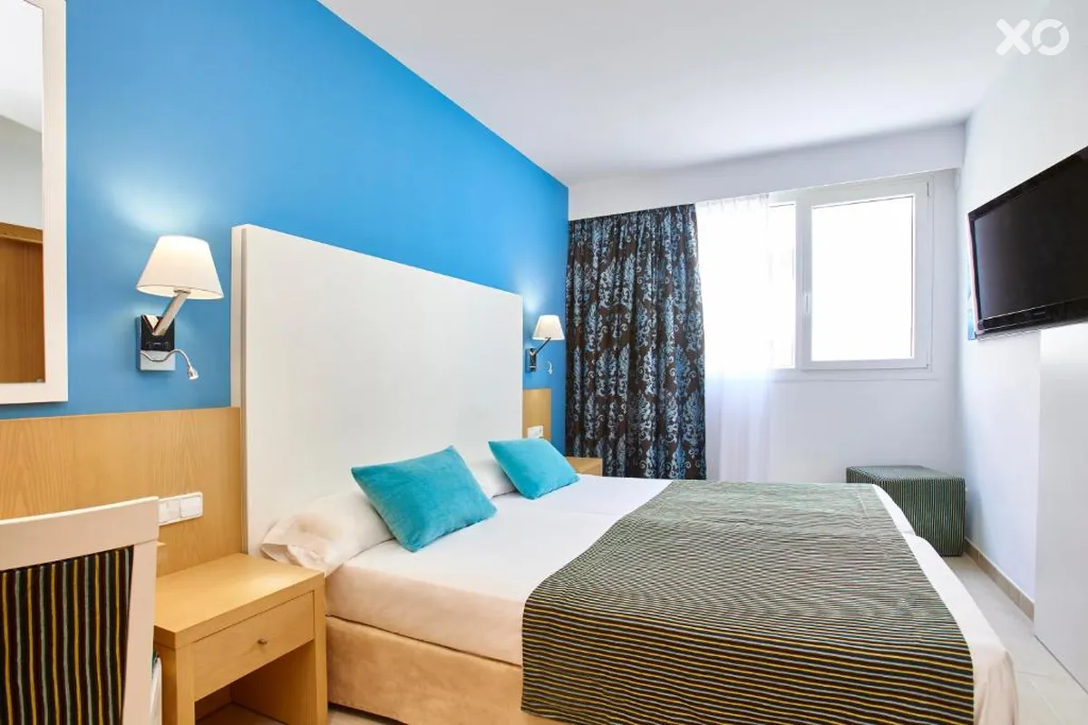 Universal Hotel Marques
