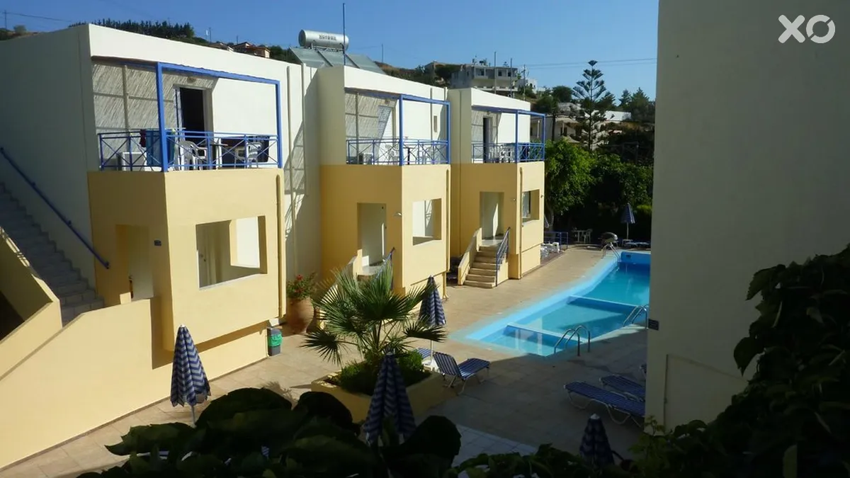 Blue Horizon Apartments