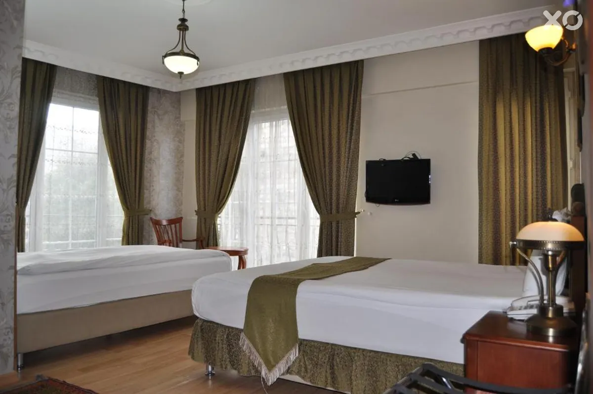 Basileus Hotel