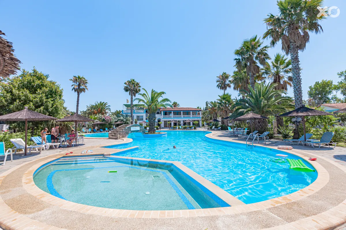 Tropical Hotel Fourka