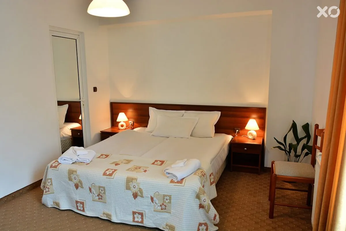 Rothmans Hotel
