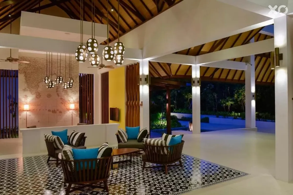 Mercure Maldives Kooddoo Resort