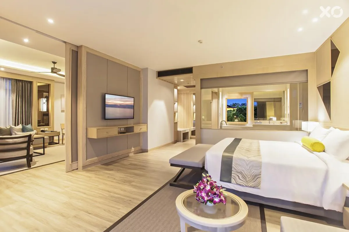 Le Meridien Khao Lak Resort & Spa