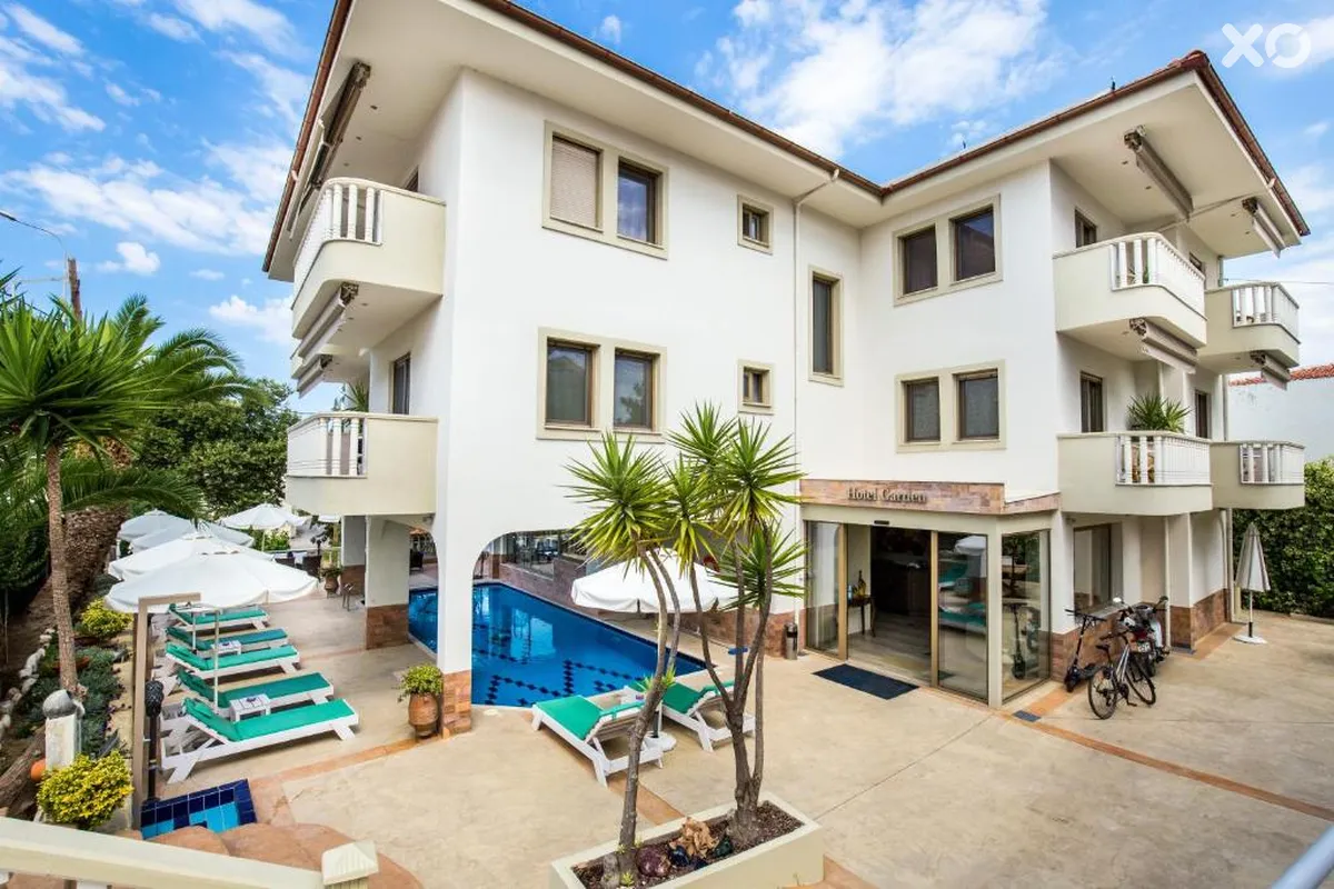 Garden Hotel