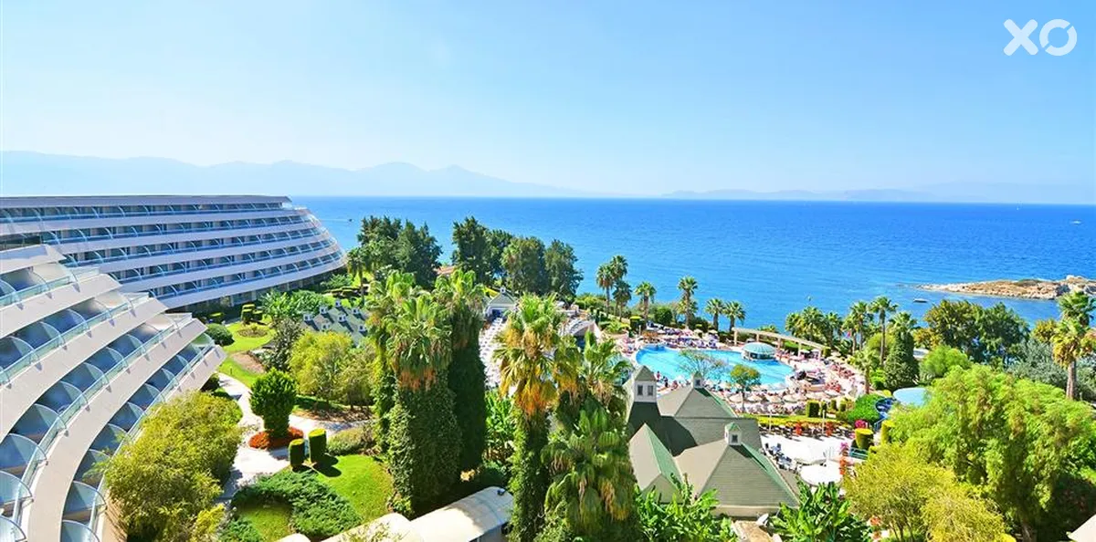 The Grand Blue Sky International Hotel