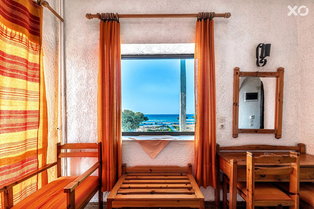 Tsagarakis Beach