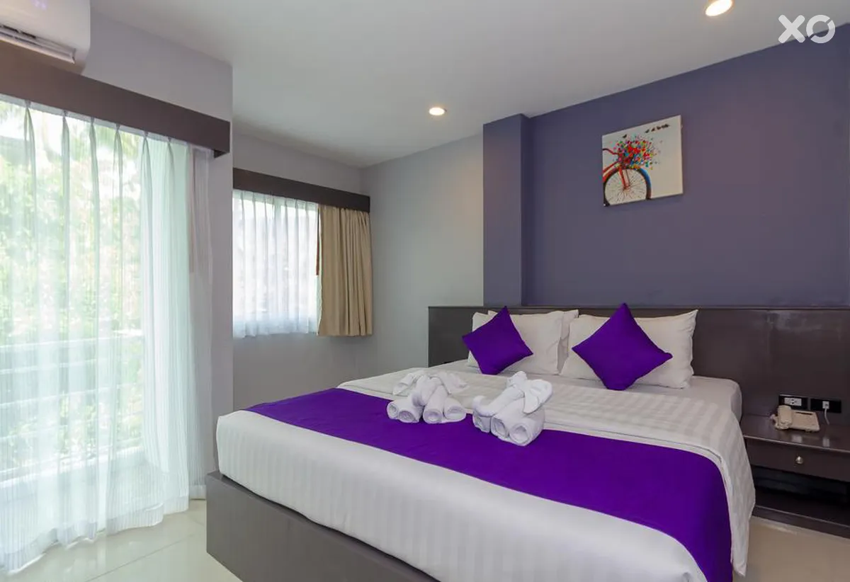 Modern Living Hotel
