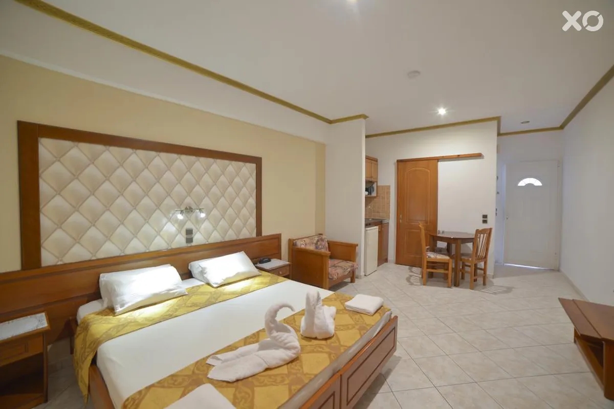 Angelina Hotel & Apartments