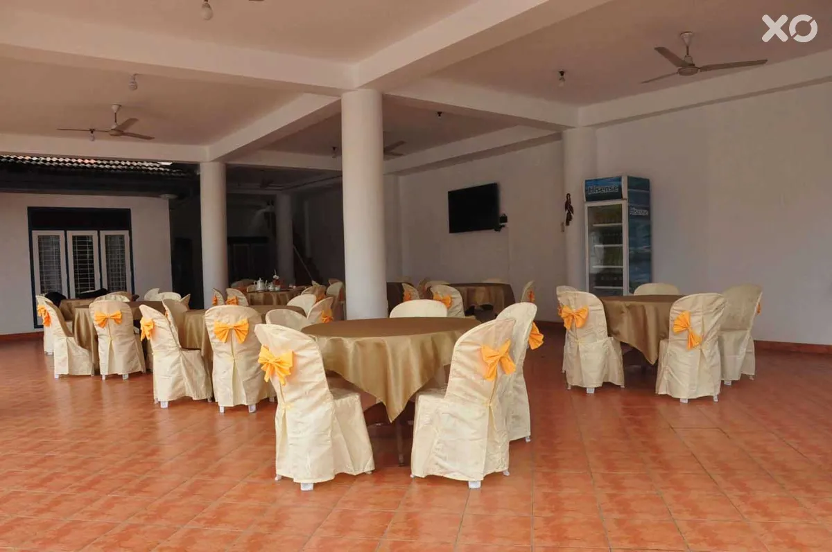 Crescent Resort