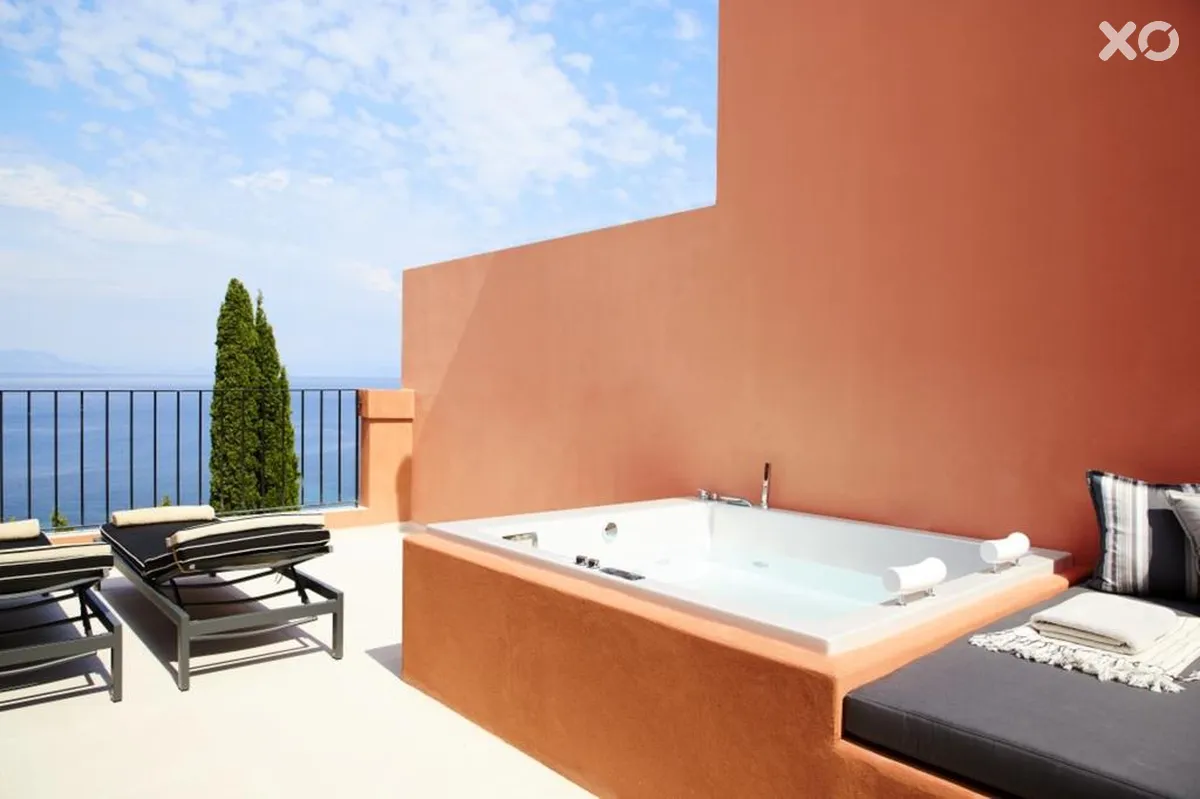 MarBella Nido Suite Hotel & Villas