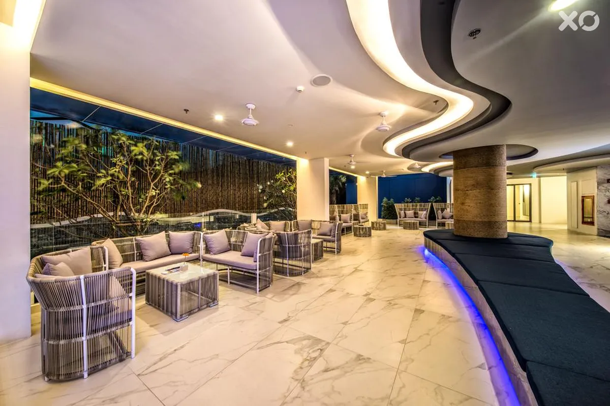 Clover Patong Phuket Hotel