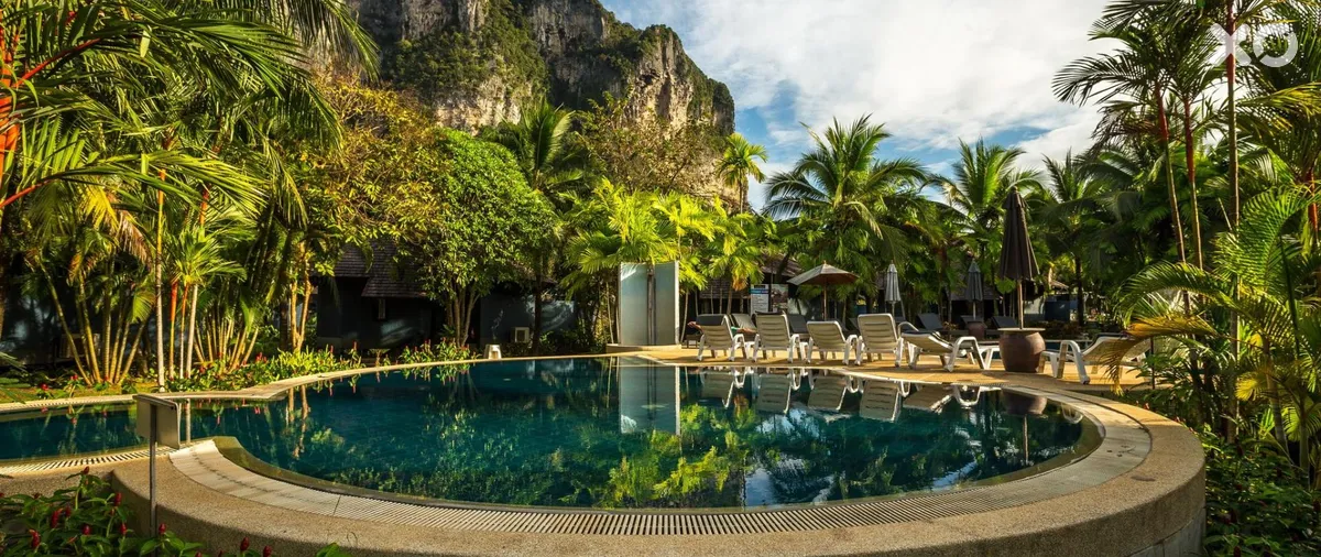 Peace Laguna Resort & Spa