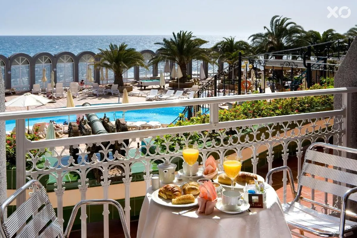 San Agustin Beach Club Hotel