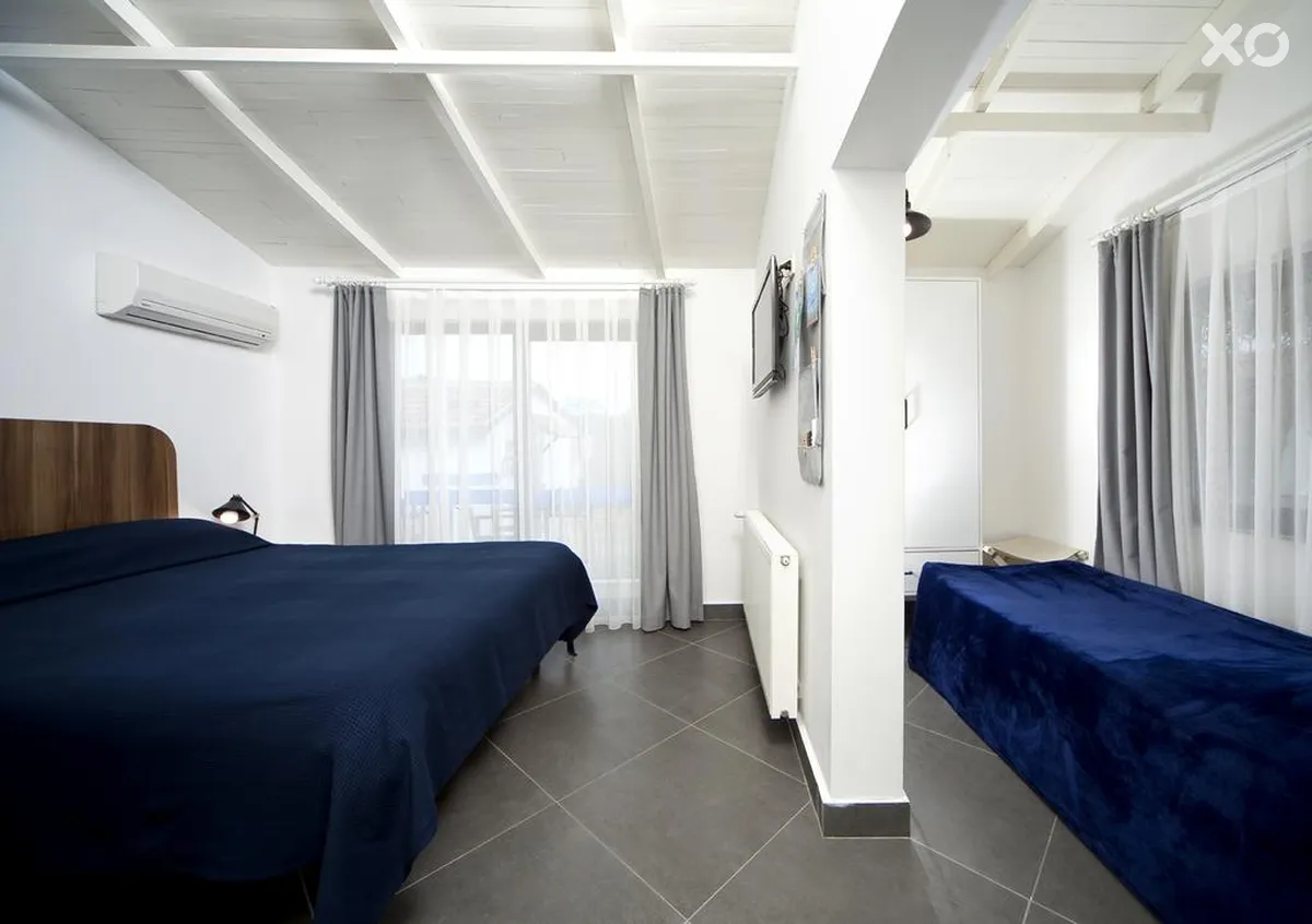 Maya Bistro Hotel & Beach