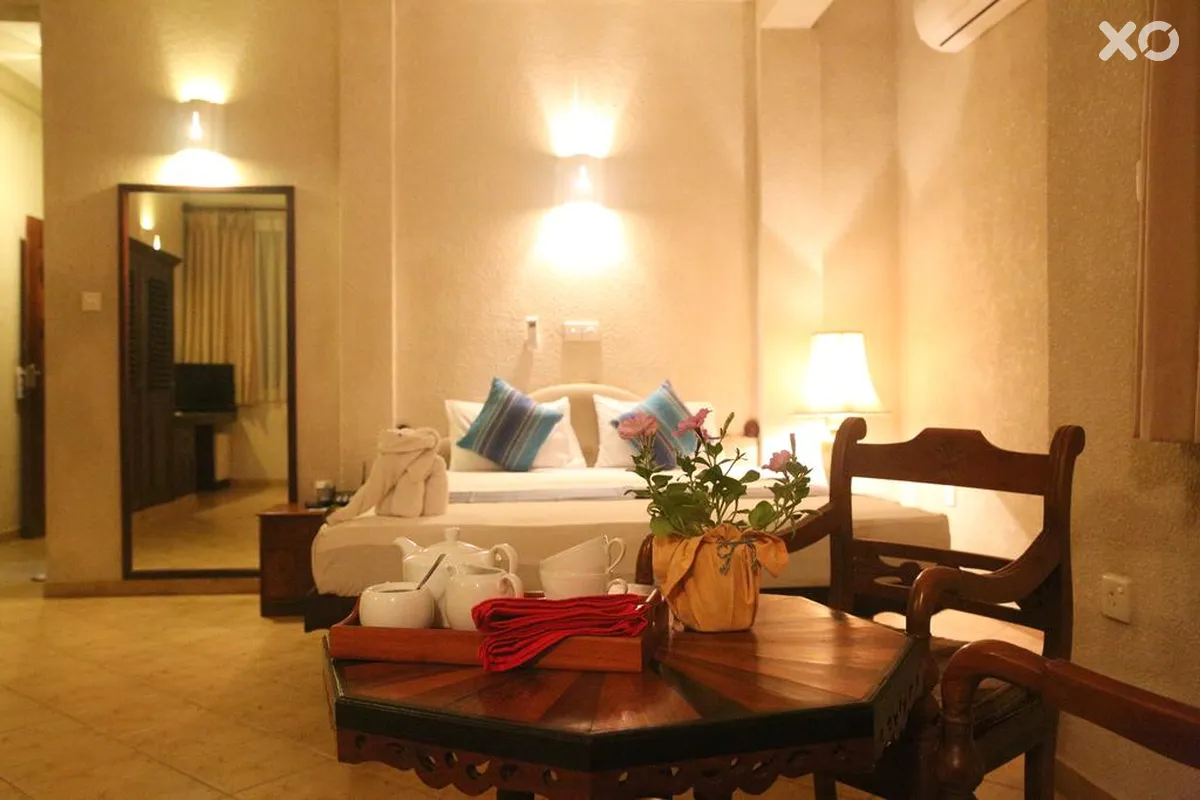 Oasey Beach Hotel
