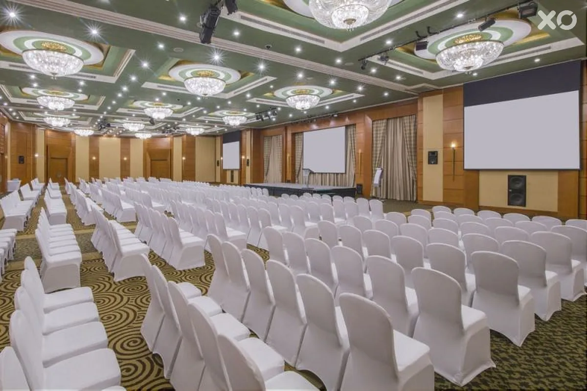 Swissotel Al Murooj Dubai