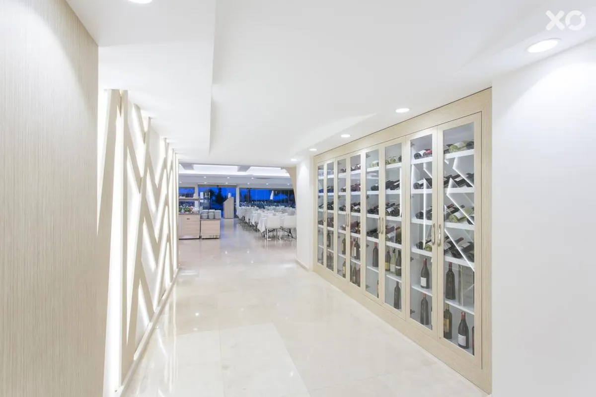Falcon Club Hotel