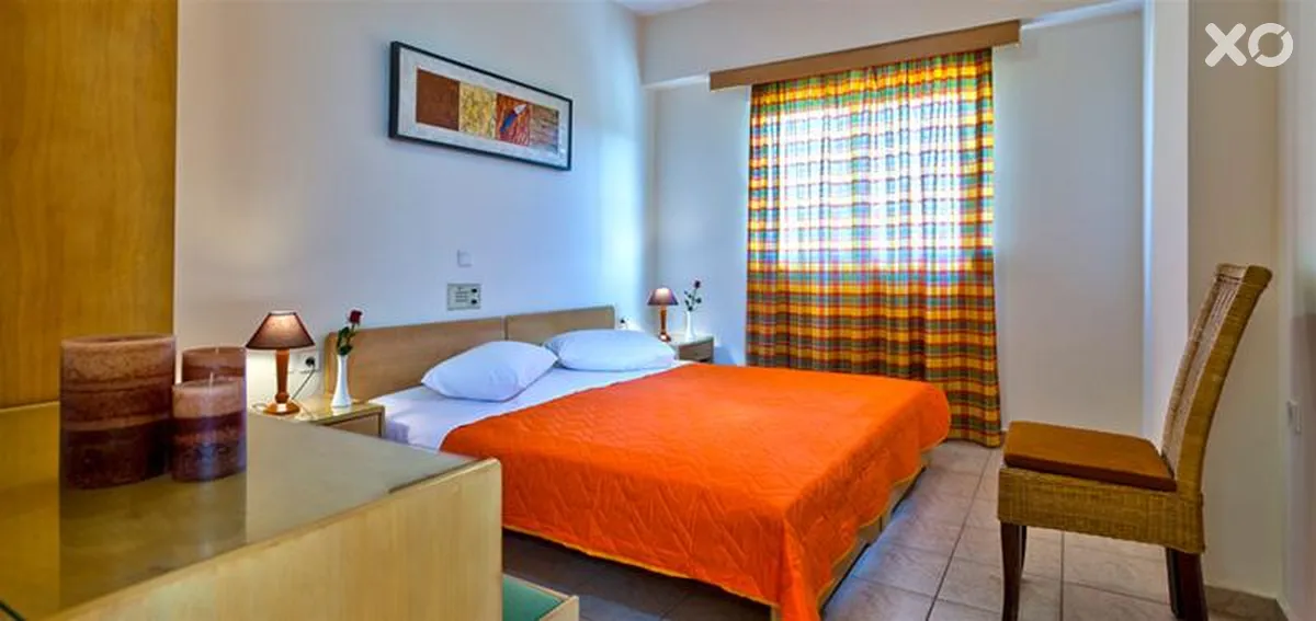 Veronica Hotel & Suites