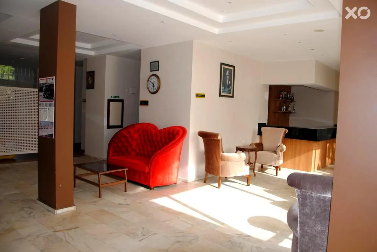 Flora Suites Hotel
