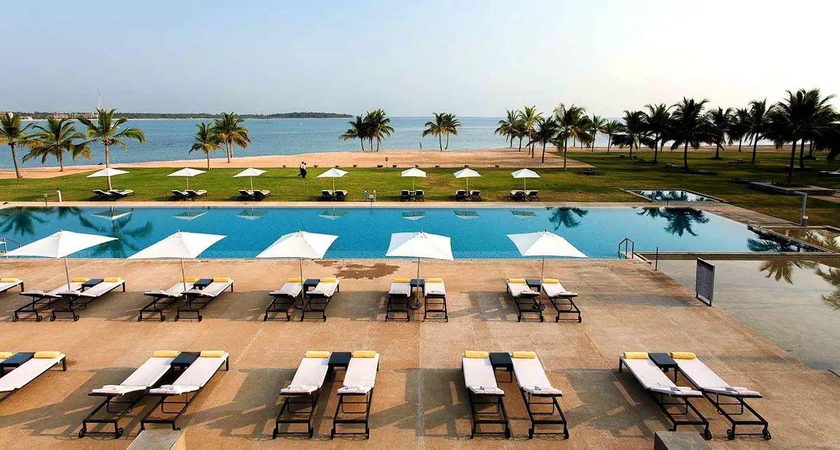 Amaya Beach Passikudah