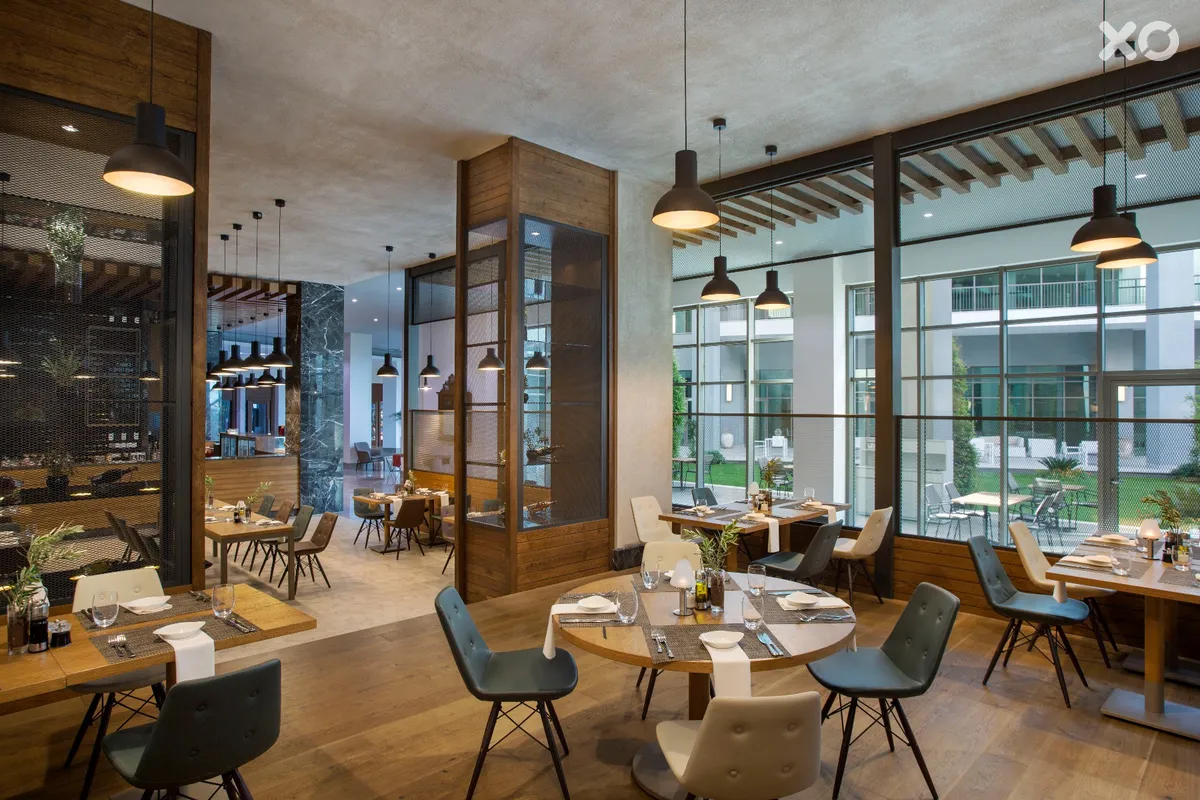 Acanthus Cennet Barut Collection