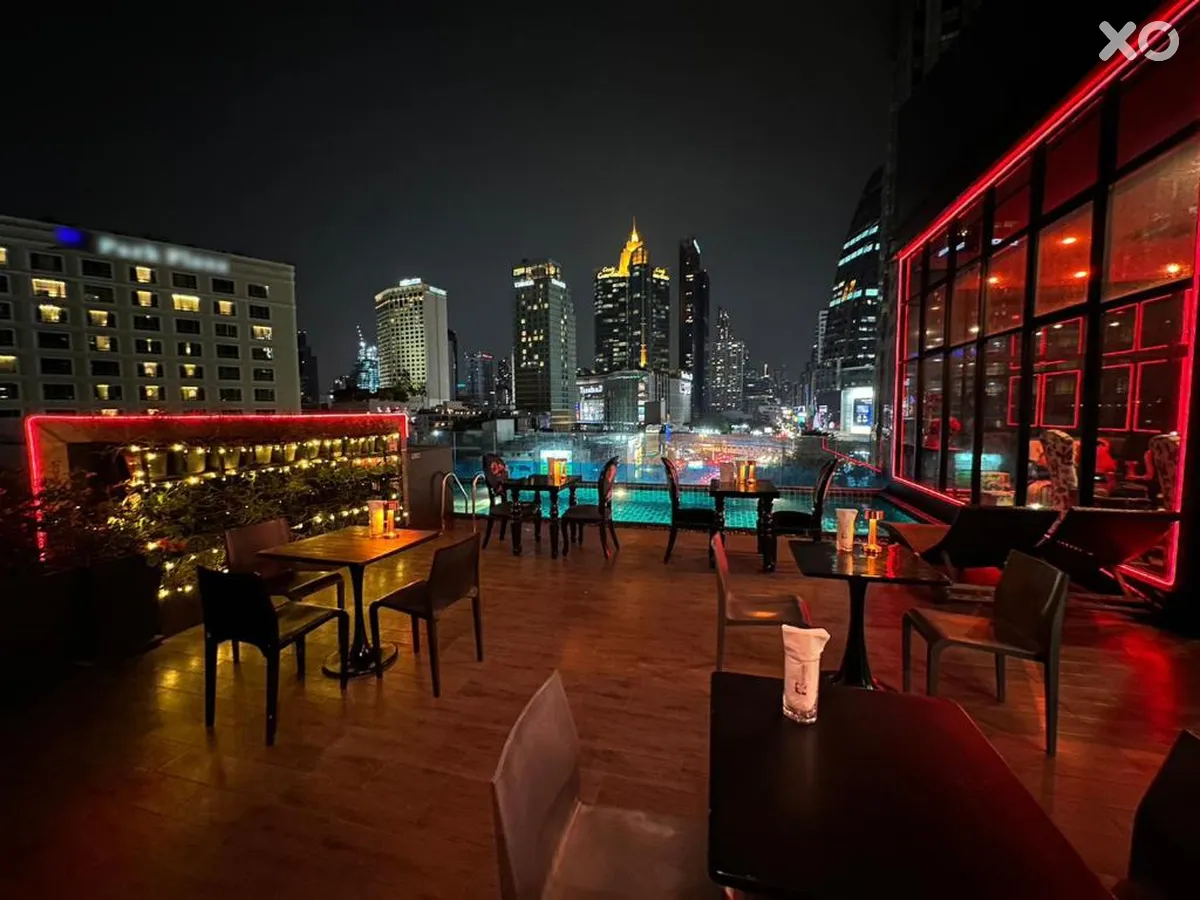 Clover Asoke Hotel