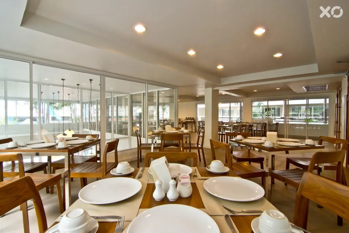 Sunshine Hotel & Residences