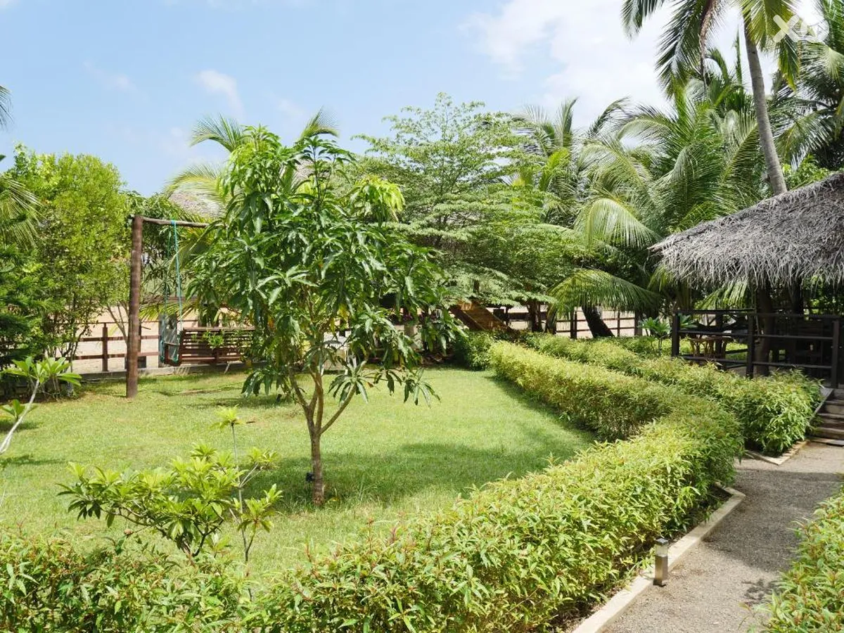 Hideaway Lodge