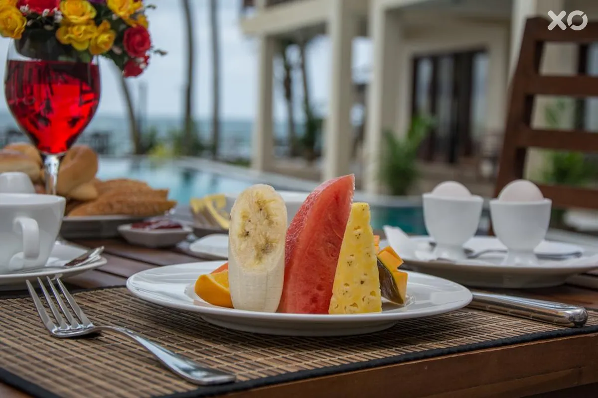 Sapphire Seas Beachfront Hotel