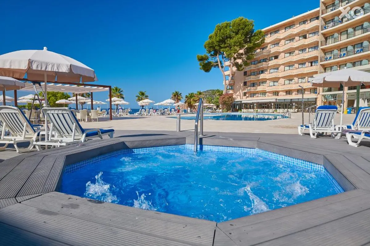 Grupotel Playa Camp De Mar