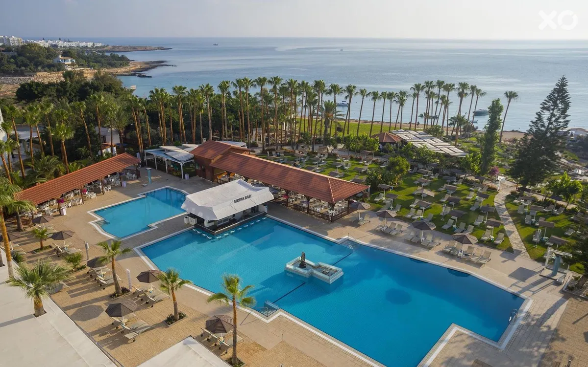 Cavo Maris Beach Hotel