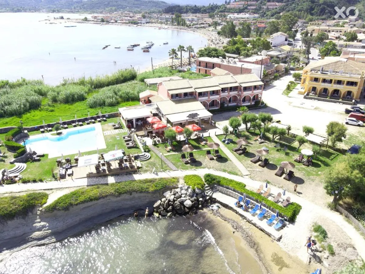 Canal D'amour Village