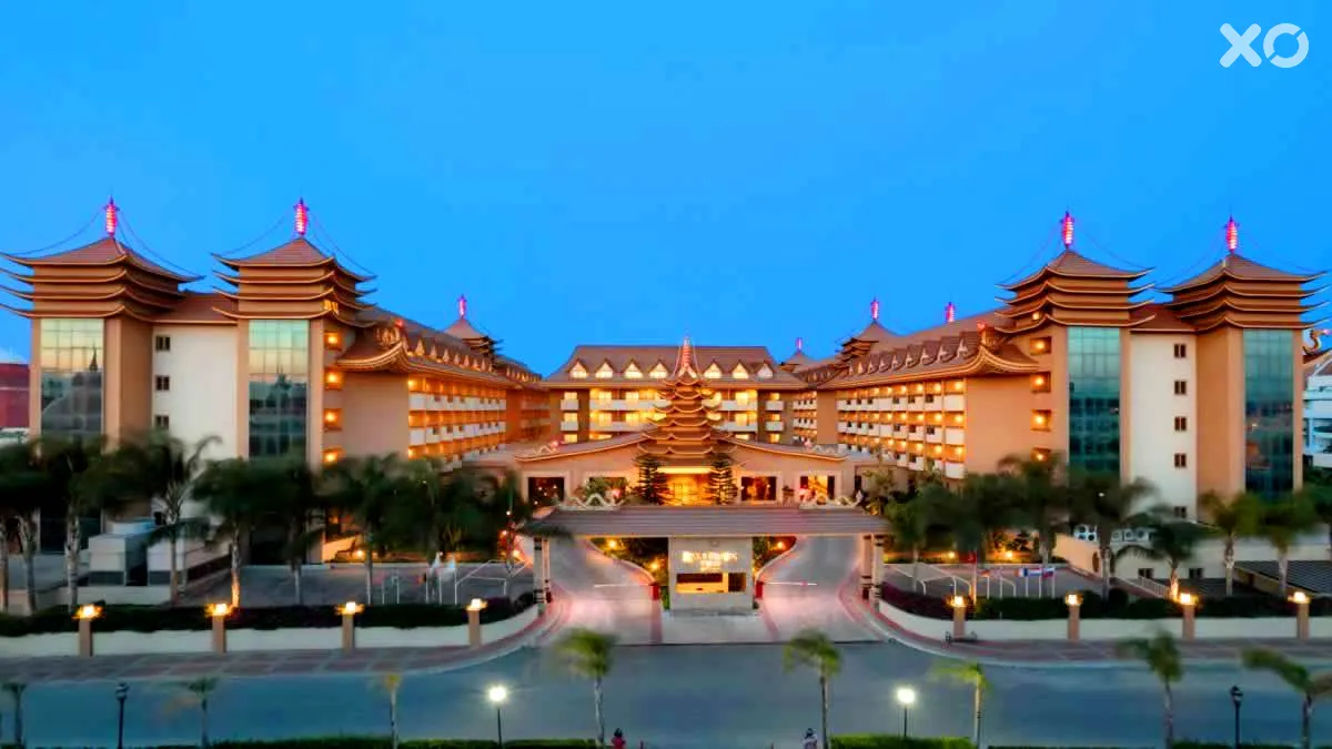 Royal Dragon Hotel