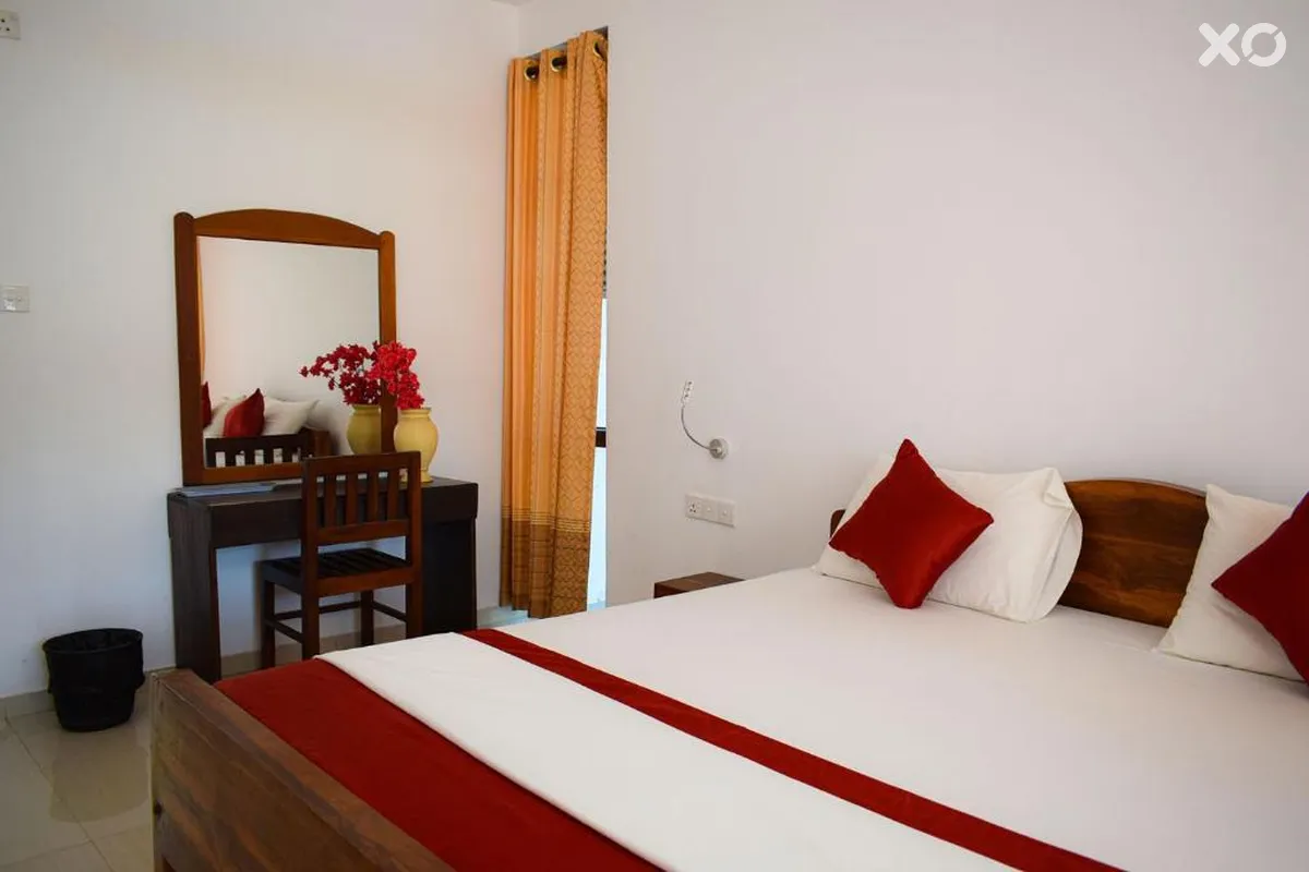 High Park Hotel
