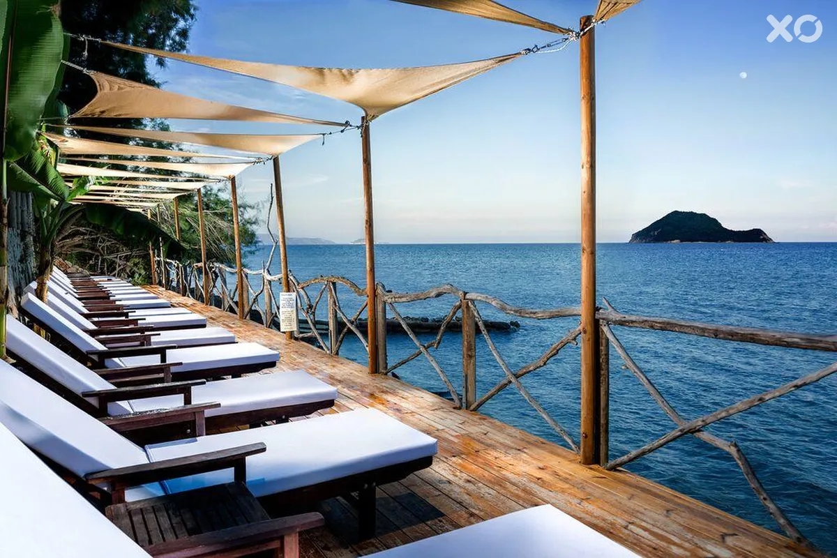 Gloria Maris Hotel Suites & Villa