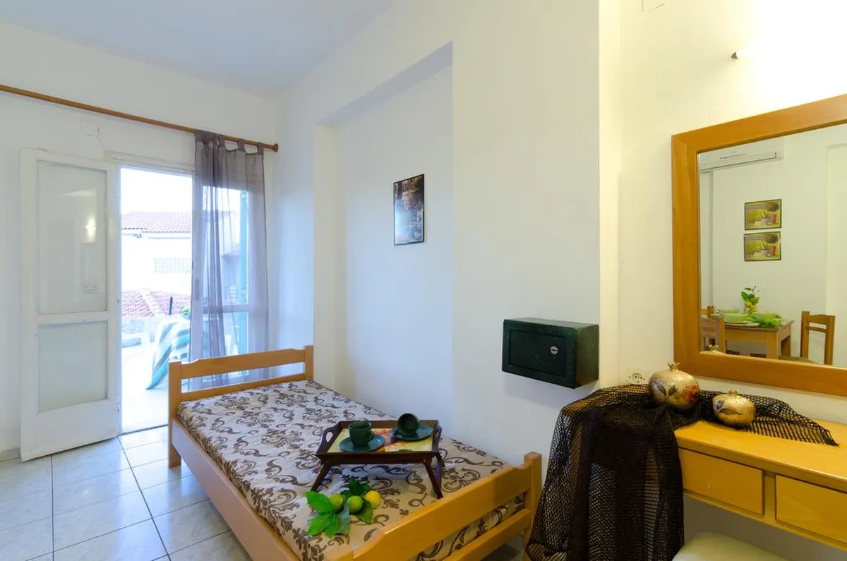 Aglaia Apartments