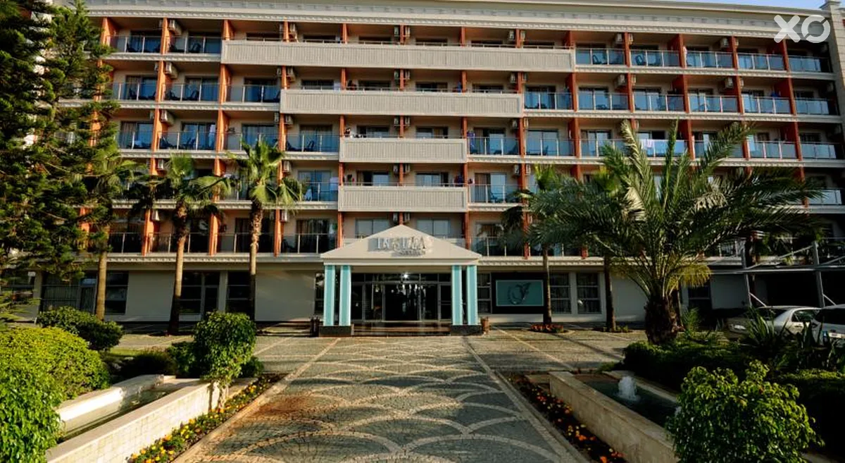 Insula Resort & Spa