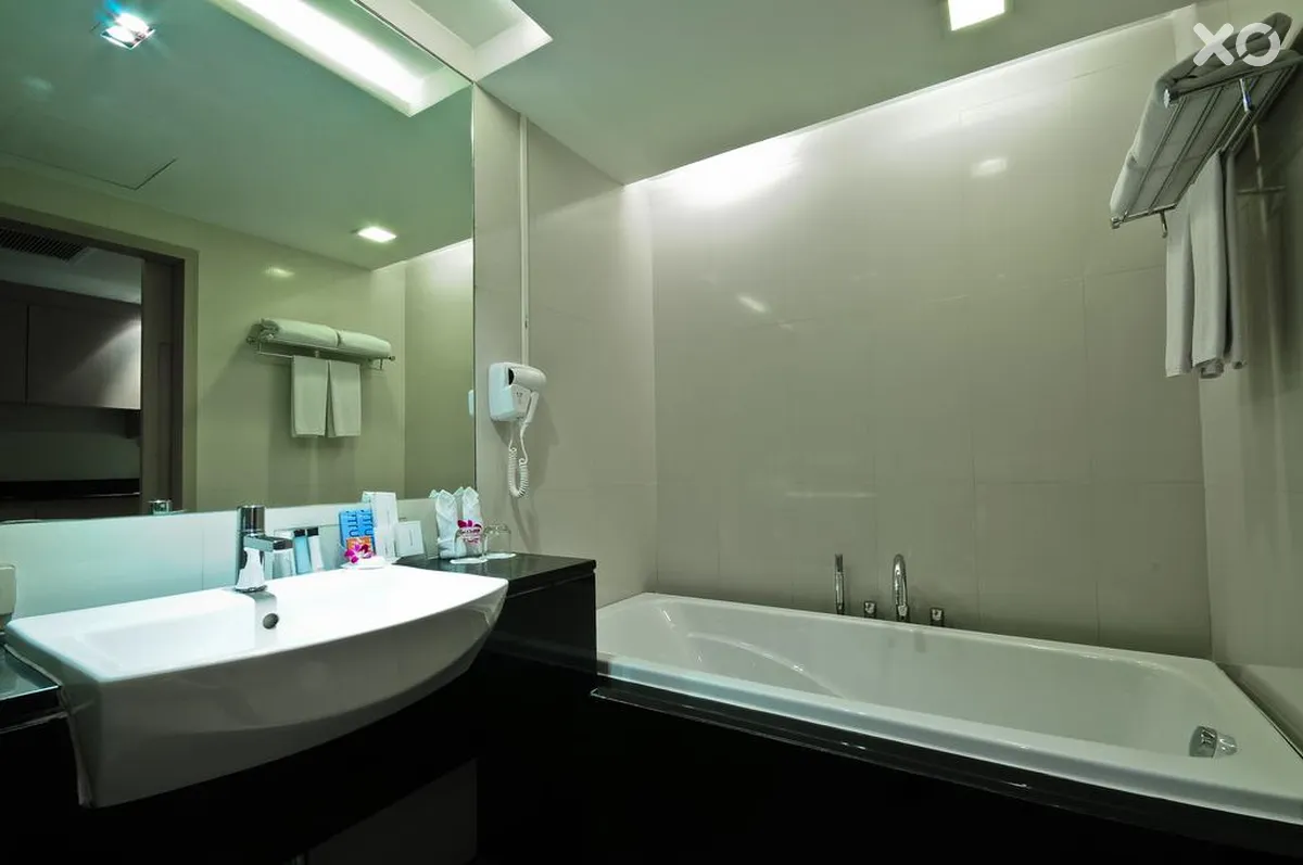 The Ashlee Heights Patong Hotel & Suites