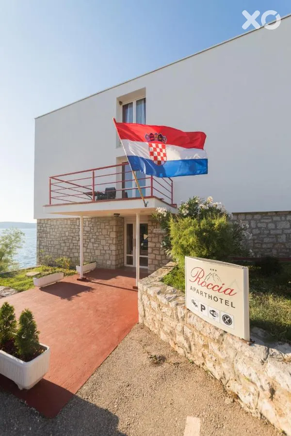 Roccia Aparthotel