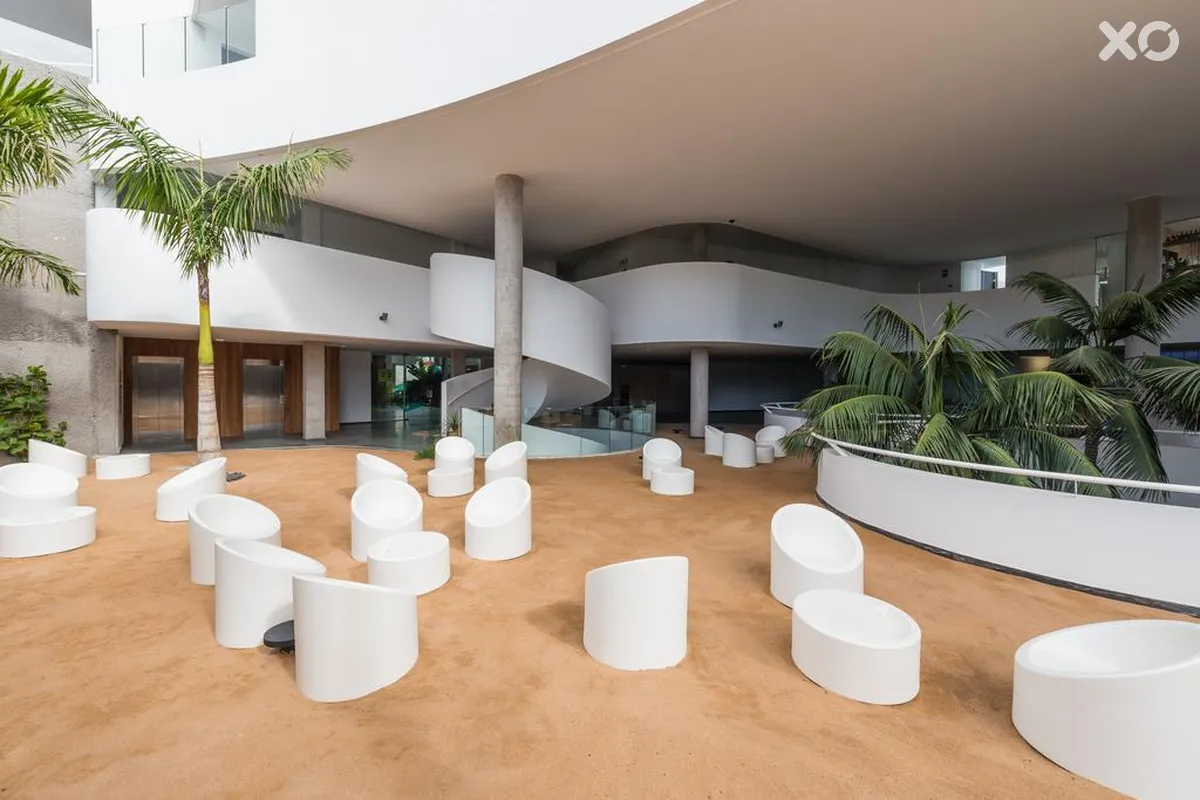 Baobab Suites Hotel