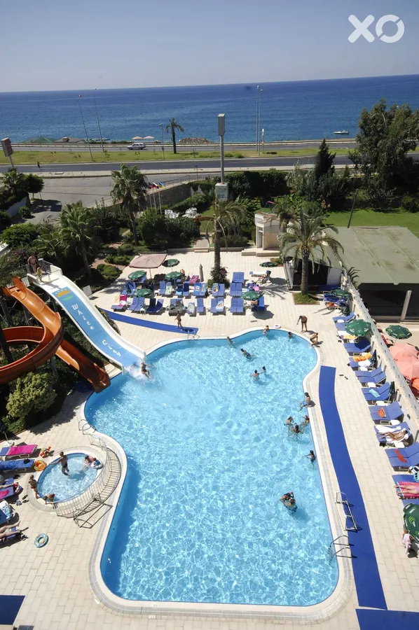 White City Beach Hotel