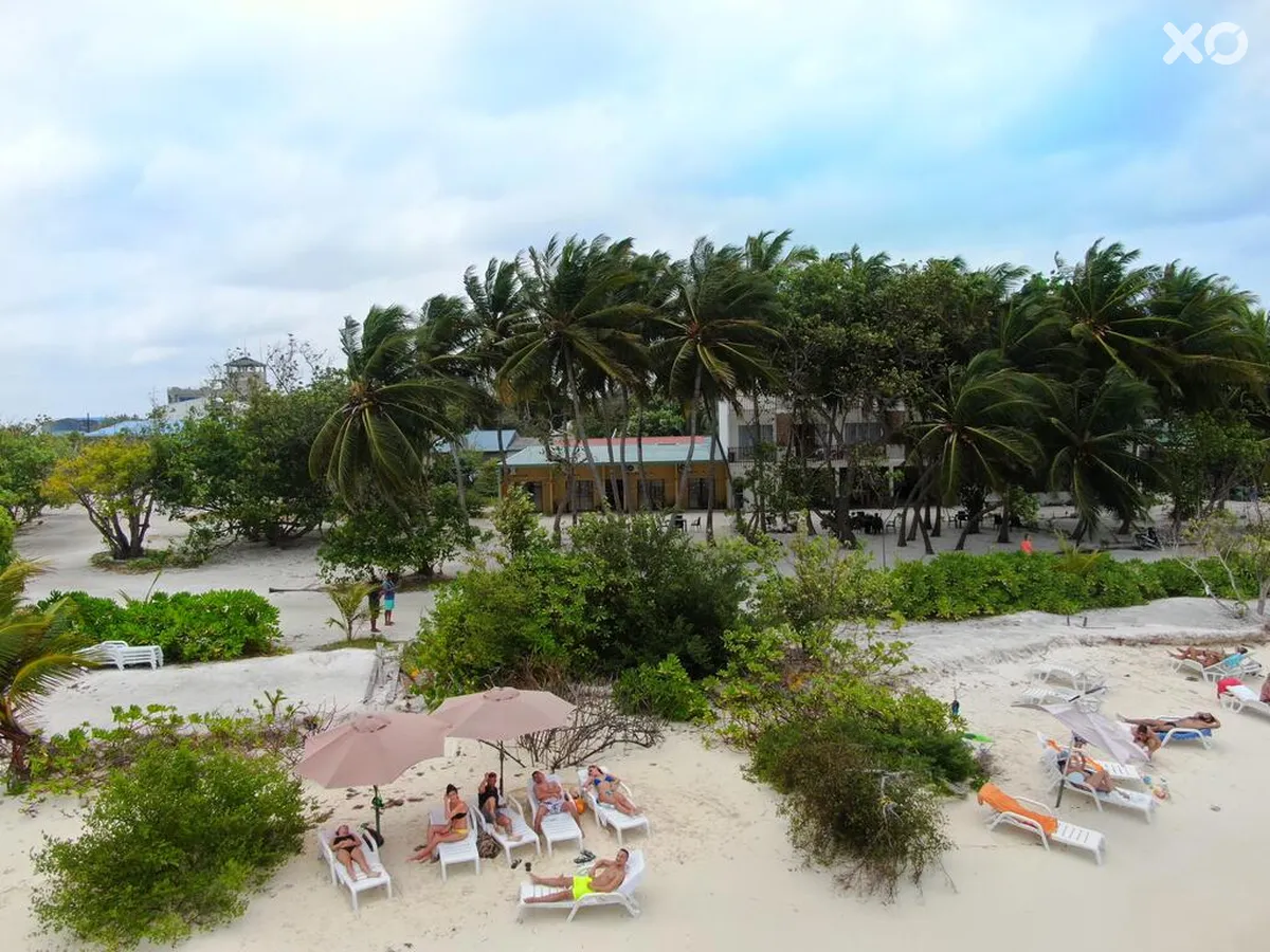 Crown Beach Hotel