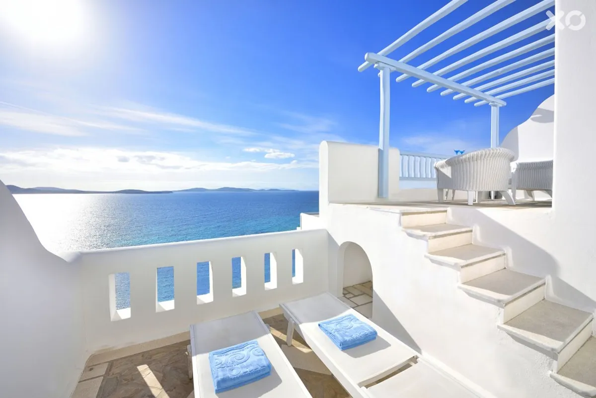 Saint John Hotel & Villas