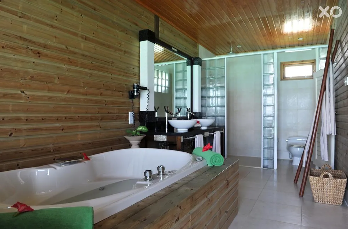 Komandoo Maldives Island Resort